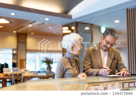 Senior couple traveling. Photo courtesy of Ito Ryokuyo. 134473660