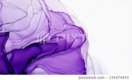 奢華、輕薄、閃亮的紫色酒精墨水藝術品，AI生成素材，16:9尺寸 134474843