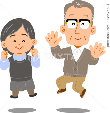 跳躍的資深夫婦 134474891