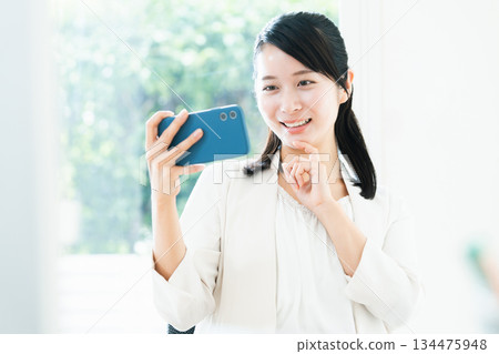 觀看smaho的女商人 134475948