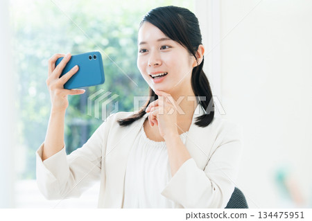 觀看smaho的女商人 134475951