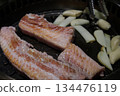 Enjoy delicious authentic Korean samgyeopsal 134476119