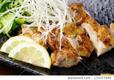 烤雞 烤雞 134477695