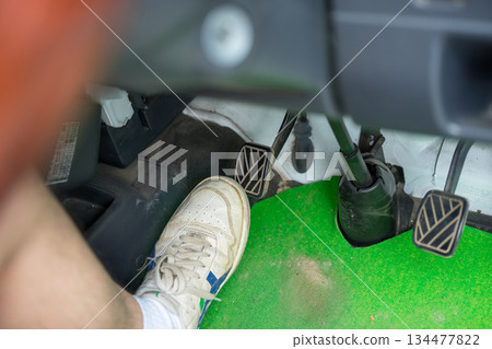 truck, foot, underfoot 134477822