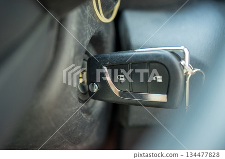 key, keys, vehicle 134477828