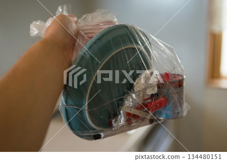 trash, bag, sack 134480151