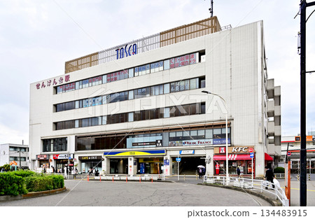 Railway: Tobu Railway Isesaki Line, Sengendai Station, West Exit Railway: Tobu Railway Isesaki Line, Sengendai Station, West Exit 134483915