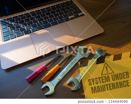 系統維護期間的警告資訊影像 134484090