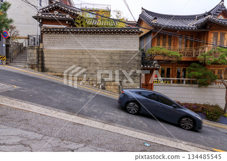 北村韓屋村的景色，有許多陡峭的山坡 134485545