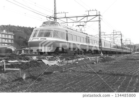 小田急，7000系列LSE車廂，第二號列車7802〜，55 Enoshima，Kakio-Tsurukawa，1982年3月14日 134485800