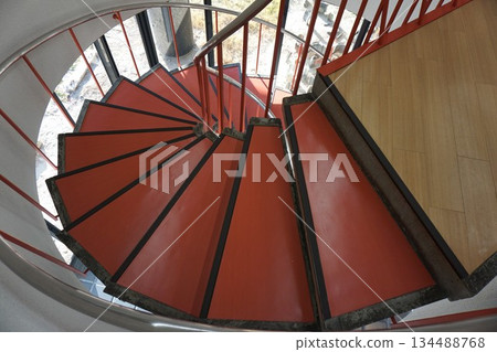 Spiral staircase 134488768