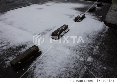 Light snow in the parking lot Light snow in the parking lot 134492124