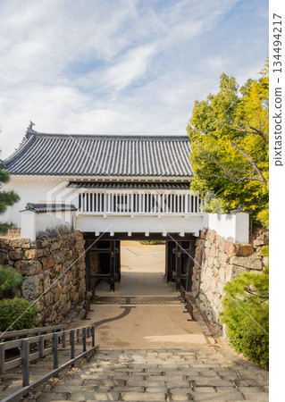 Okayama Prefecture (December) [Castles] Tour Okayama Castle in Okayama City, Okayama Prefecture: Crow Castle with its distinctive black walls 134494217