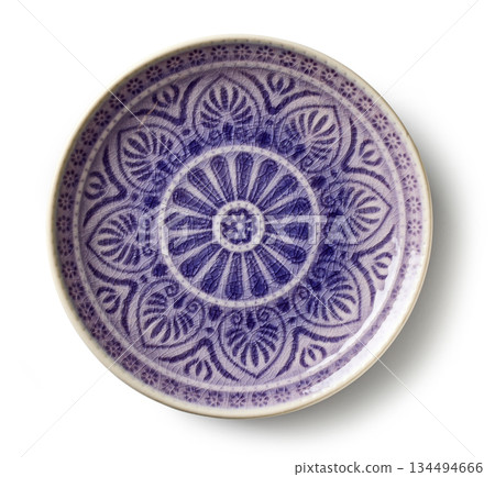 empty clean plate 134494666