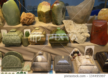 Handmade caskets made of semi-precious natural stones - chrysopal prase opal chrysoprase jasper nephritis Handmade caskets made of semi-precious natural stones - chrysopal prase opal chrysoprase jasper nephritis 134495997