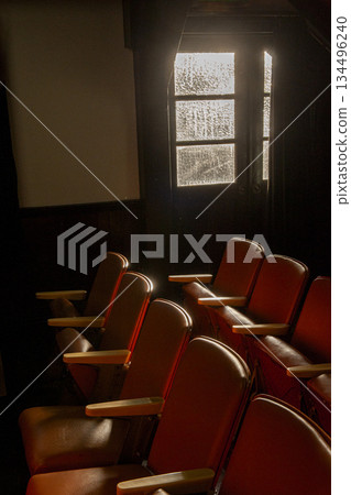 The world of light and shadow between chairs and glass windows, Bunkyo Ward The world of light and shadow between chairs and glass windows, Bunkyo Ward 134496240