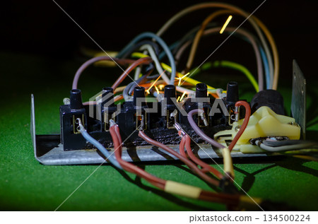 Sparks and fire in the electrical connection unit. Sparks and fire in the electrical connection unit. 134500224