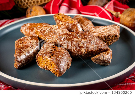 Honey gingerbread cookies. Honey gingerbread cookies. 134500260