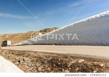 Camper car in norwegian mountains 134501112