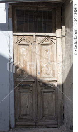 medieval door, old door medieval door, old door 134504860