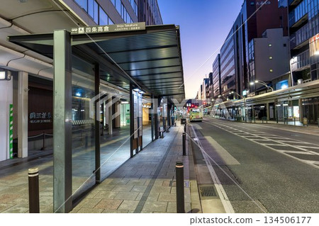 Early morning Shijo Dori Shopping Street, Shijo Takakura bus stop, Kyoto City, Kyoto Prefecture 134506177