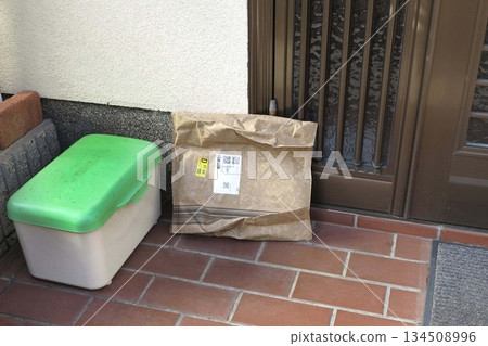 送貨上門，方便快速 134508996