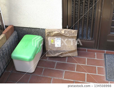 送貨上門，方便快速 134508998