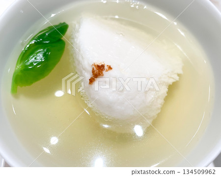 川菜：雞肉豆腐布丁（雞肉嫩豆腐湯） 134509962