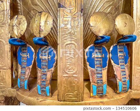 Tutankhamun's Throne, Egyptian Museum, Cairo Tutankhamun's Throne, Egyptian Museum, Cairo 134510606
