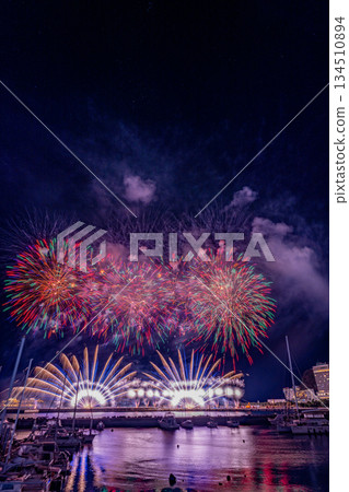 (Shizuoka Prefecture) Night view of Atami $ 1 million and sea fireworks (Shizuoka Prefecture) Night view of Atami $ 1 million and sea fireworks 134510894