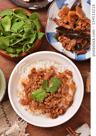 Lu Rou Fan (Taiwanese Braised Pork Rice Bowl) Lu Rou Fan (Taiwanese Braised Pork Rice Bowl) 134513218