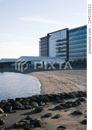 Urban beaches and commercial facilities line the bayfront 134515612