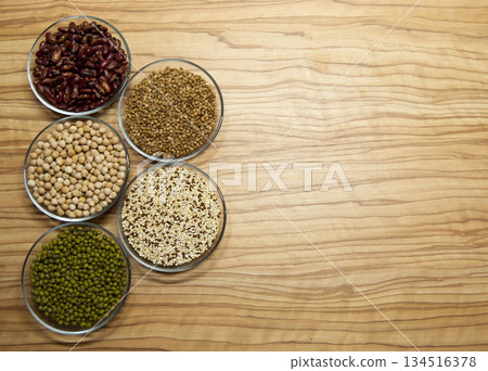 Cereals for proper nutrition. 134516378