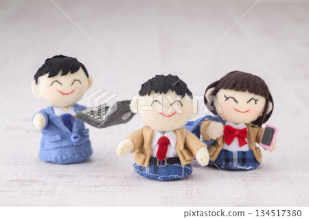 高中生、老師玩偶 134517380