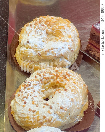 French Pastry Paris-Brest French Pastry Paris-Brest 134518999