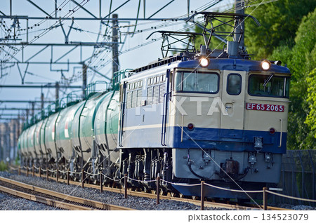 高崎線，本所岡部，JR 貨運，EF65-2065（新鶴見） 134523079