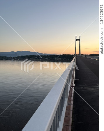 一座橋 一座橋 134525971
