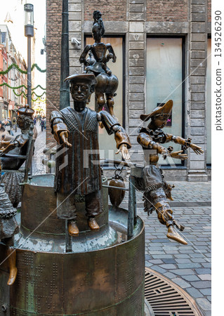 Puppenbrunnen Dolls Fountain by Bonifatius Stirnberg in Aachen old town 134526290