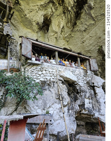 This is the house of dead for people life in Tana Toraja named Londa 134528520