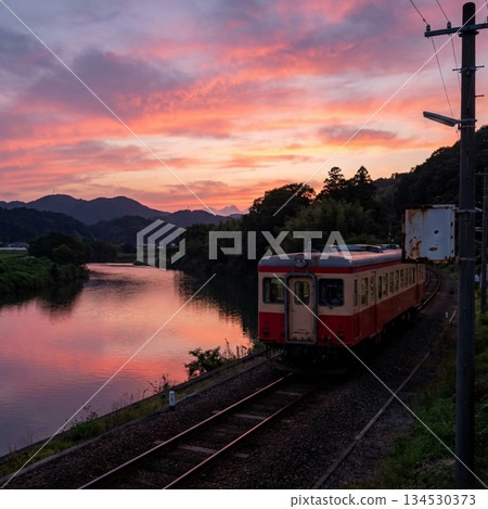 [AI generated] Railway scenery at dusk 1099664 134530373