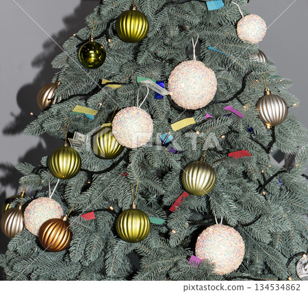 Christmas tree with Christmas tree toys Christmas tree with Christmas tree toys 134534862