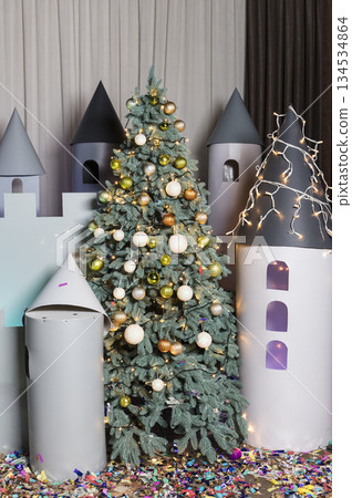 Christmas tree with Christmas tree toys Christmas tree with Christmas tree toys 134534864