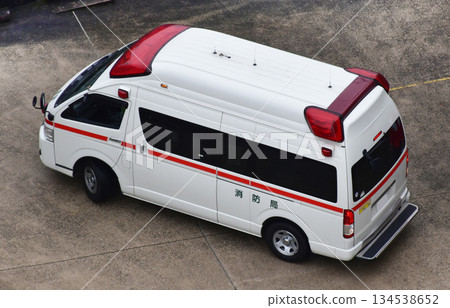 緊急車輛救護車 緊急車輛救護車 134538652