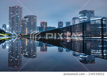 Tokyo Tower Apartment Night View Reflection Tokyo Tower Apartment Night View Reflection 134538932