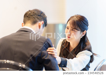 Couple date restaurant quarrel Couple date restaurant quarrel 134540526