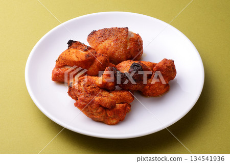 Tandoori chicken 134541936