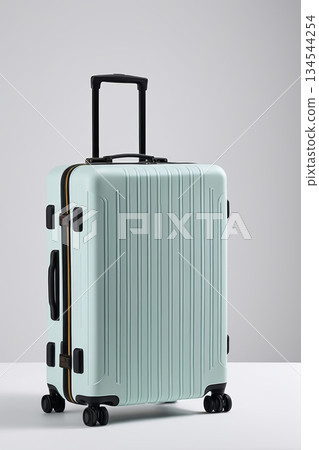 淡蓝色拉杆行李箱展示 淡蓝色拉杆行李箱展示 134544254