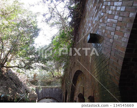 和歌山縣友島的戰場遺址和日本前軍事要塞遺跡 134545669