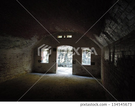 和歌山縣友島的戰場遺址和日本前軍事要塞遺跡 134545673