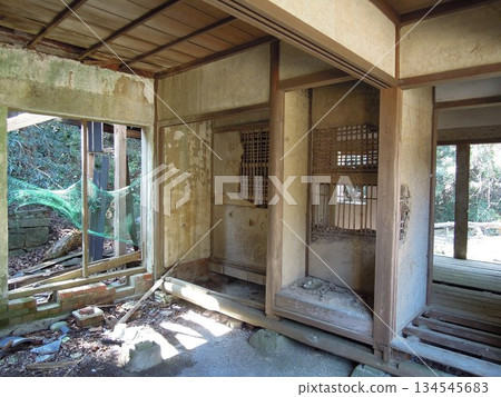 和歌山縣友島的戰場遺址和日本前軍事要塞遺跡 134545683
